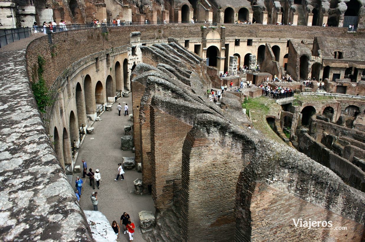 Interior del Coliseo romano