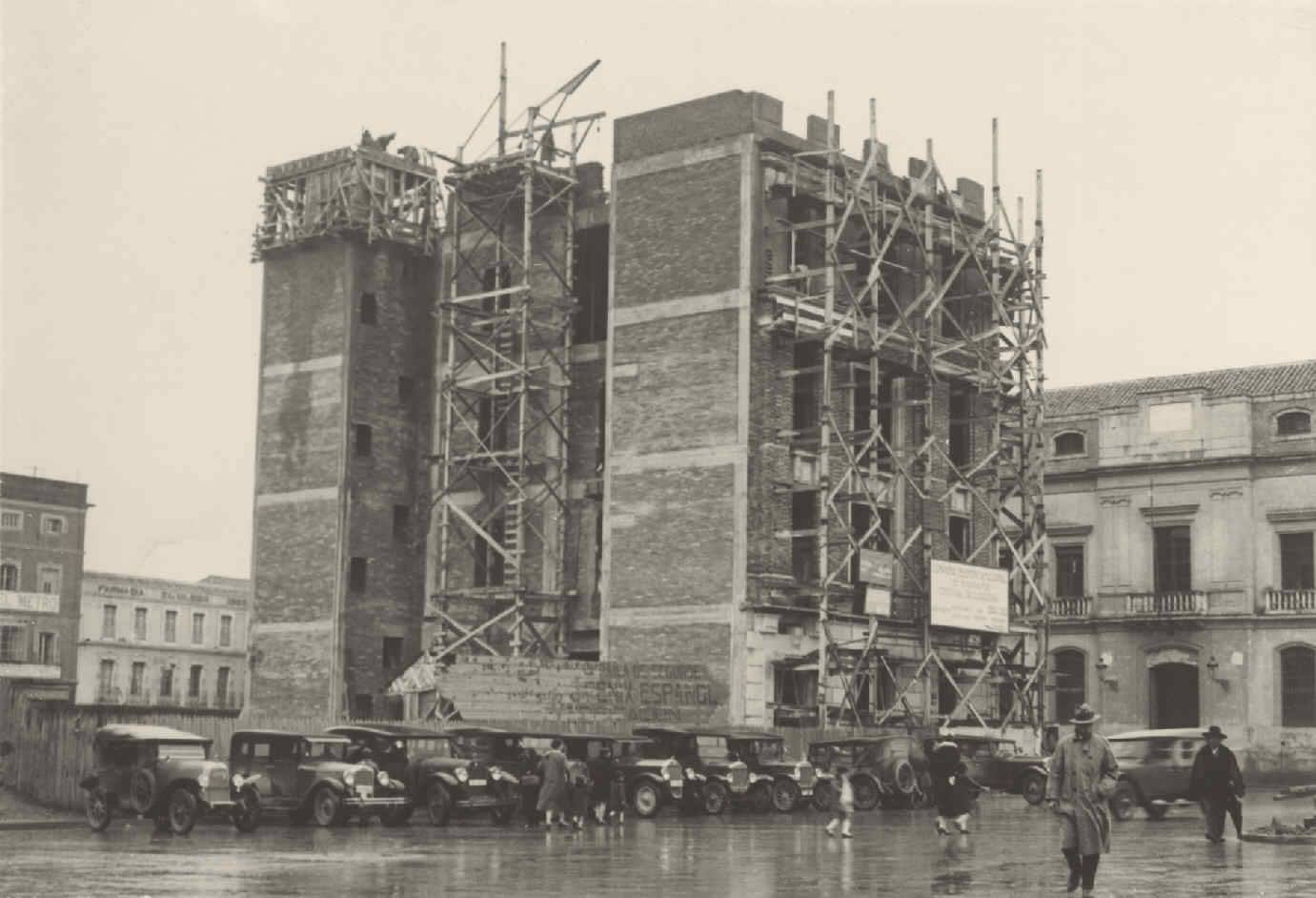 Edificio de Telefónica en la Plaza de las Tendillas