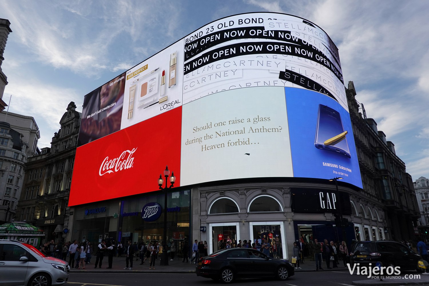 Piccadilly Circus