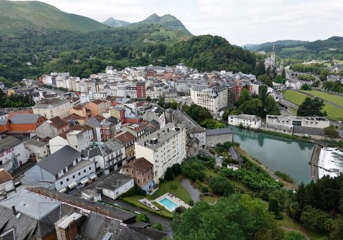 Lourdes, más allá del milagro