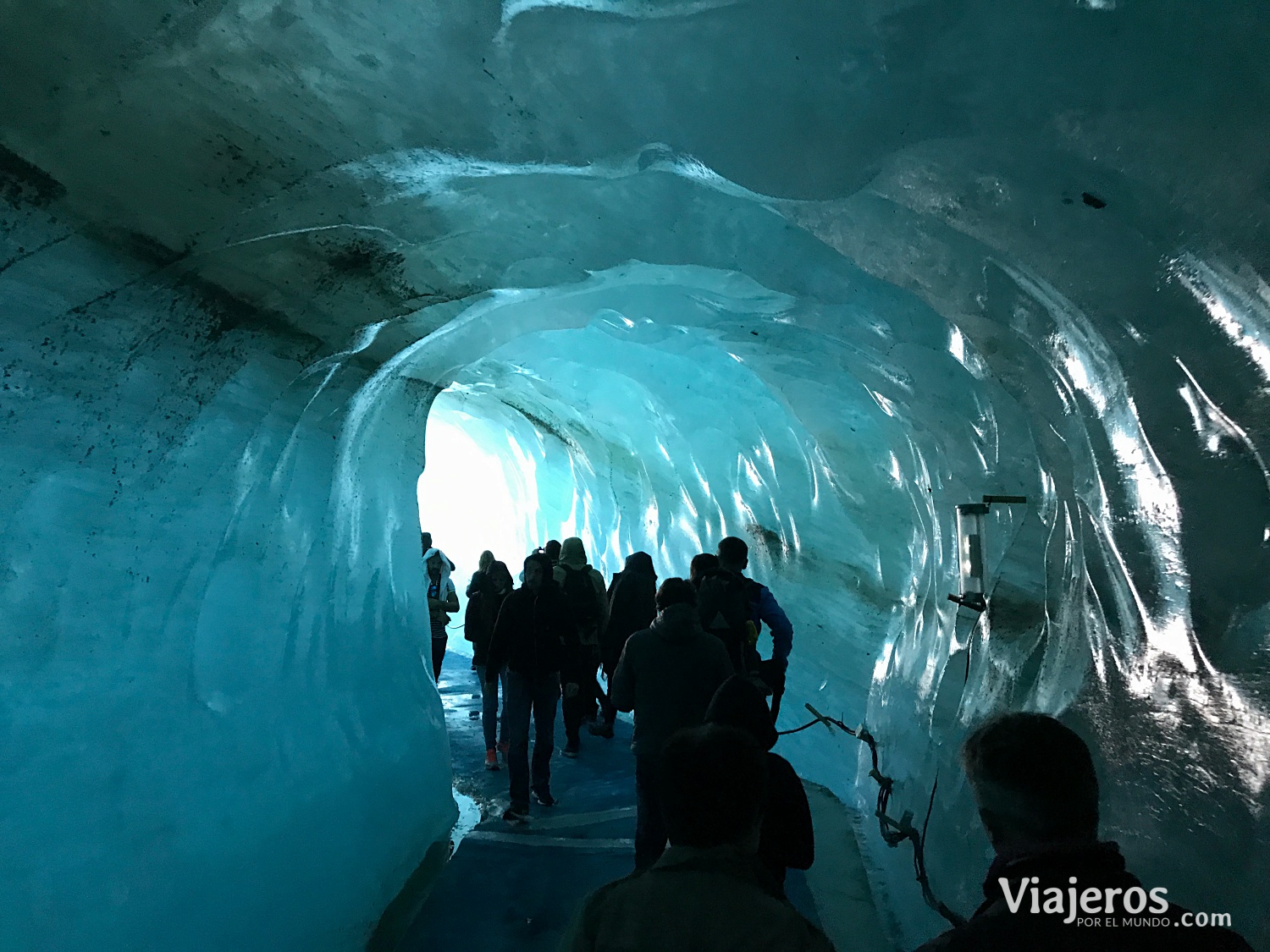 alpes-franceses-montenvers-gruta-glaciar