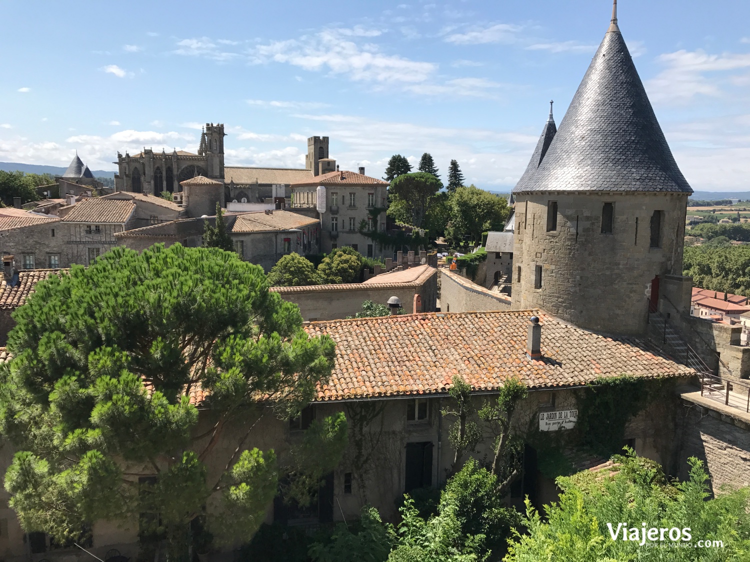 Castillo Condal - Viajeros por el Mundo