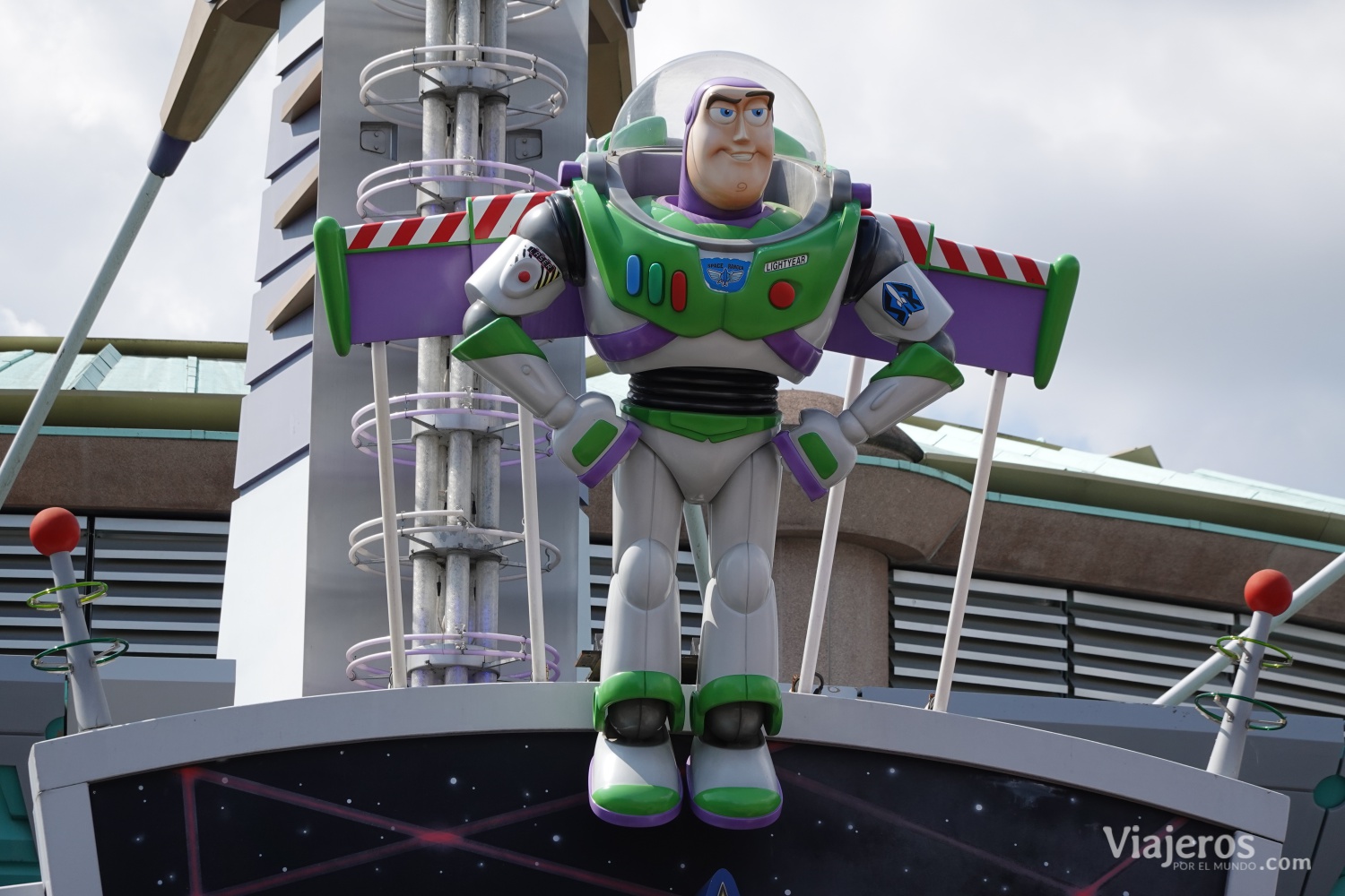 Atracción Buzz Lightyear en Discoverland