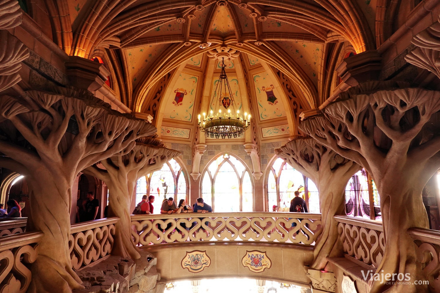 Interior del Castillo de la Bella Durmiente