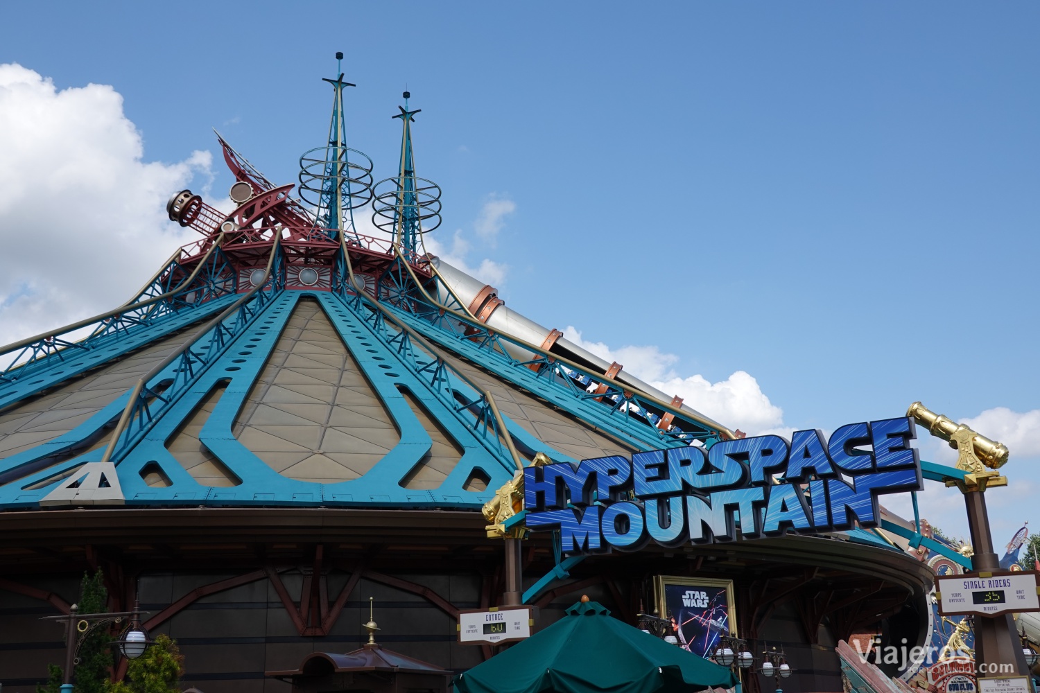 Atracción Hyperspace Mountain en Discoverland