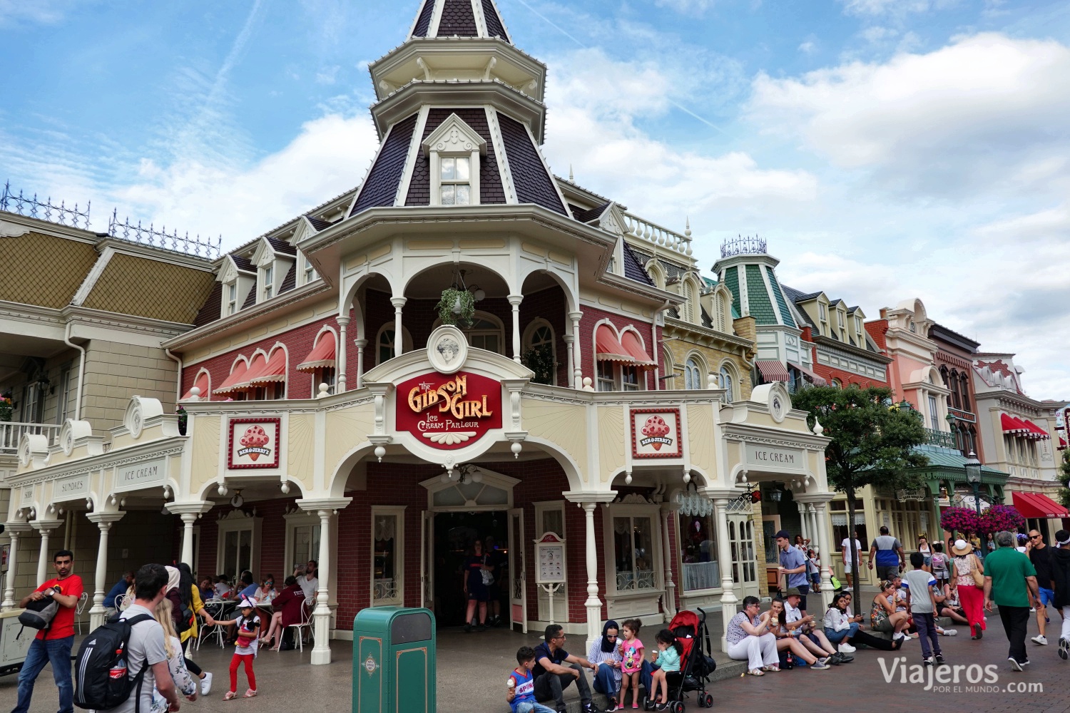 Calle principal (Main Street) en Disneyland París