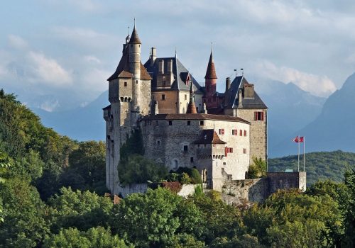 Castillo del Menthon Saint-Bernard