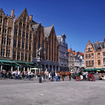 Plaza Burg, centro político de Brujas