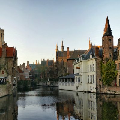 Paseo por los canales de Brujas