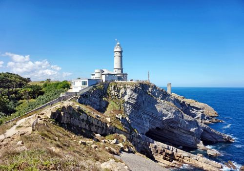 Faro de Cabo Mayor