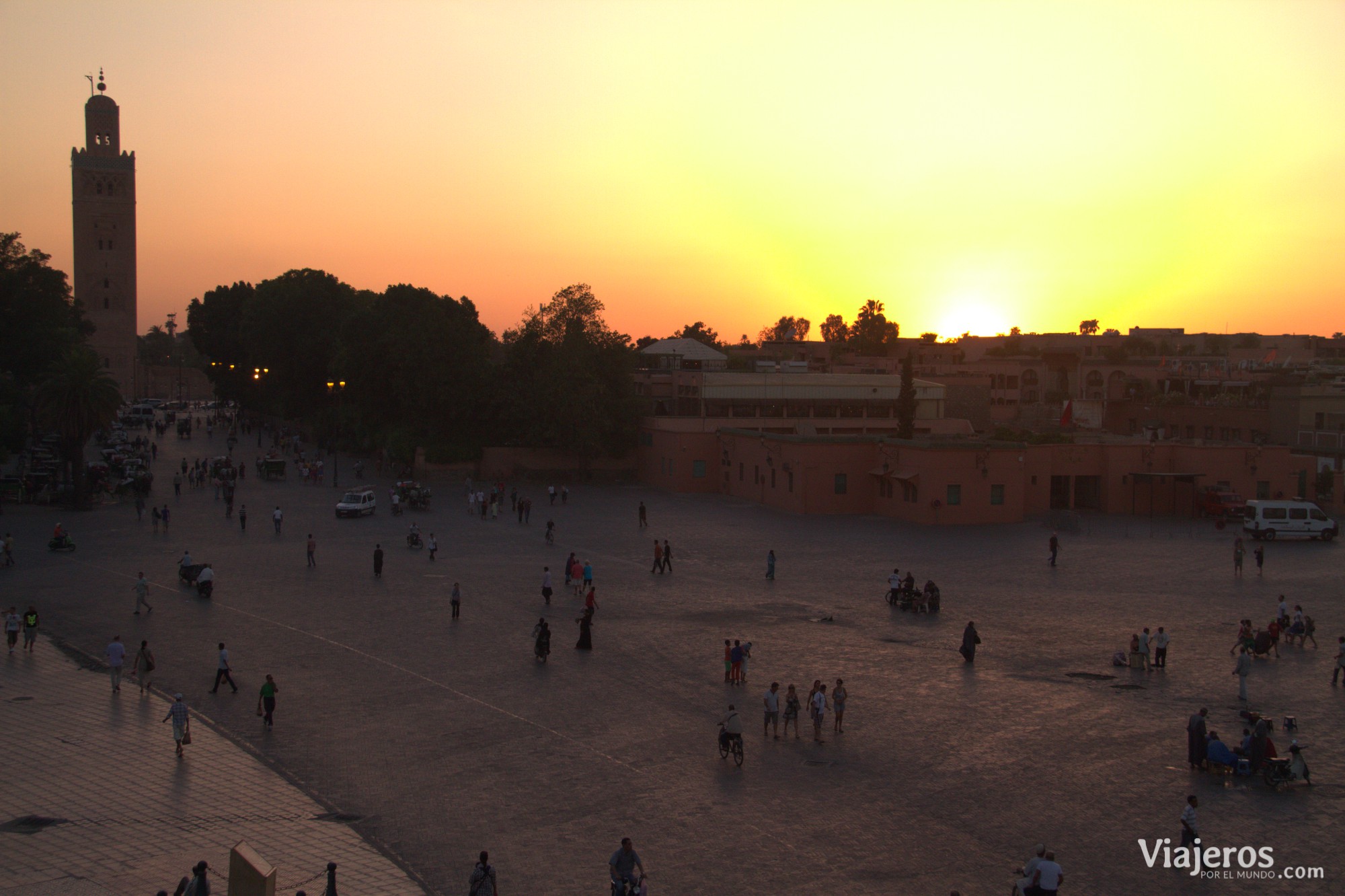 Plaza Yamaa el Fna - Viajeros por el Mundo