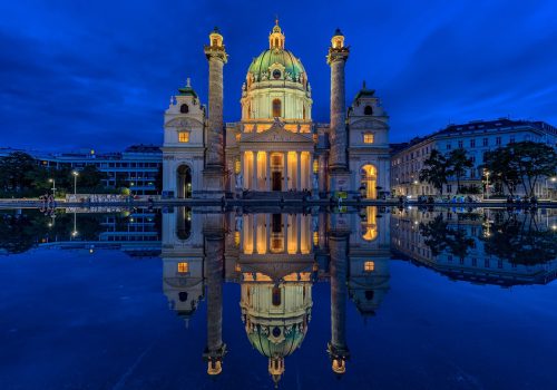 Iglesia de San Carlos, Viena