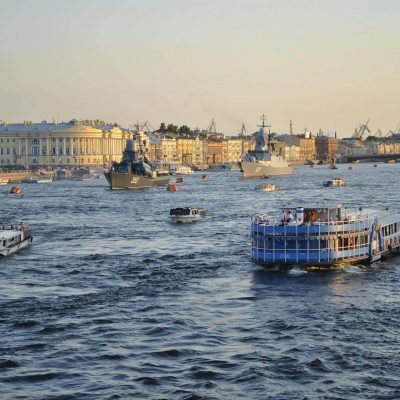 Paseo por Canales de San Petersburgo